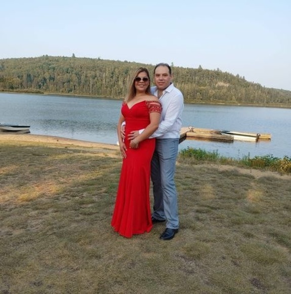 Meet your Posher, Liz - Picture 1 of 1